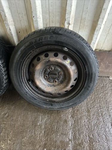 Toyota yaris 2010 - toyota, 15”