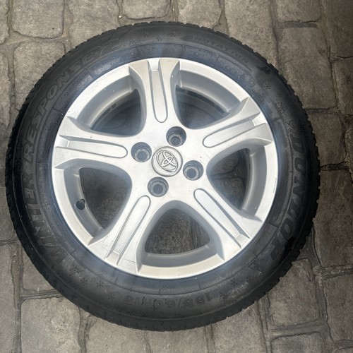Toyota yaris mk2 2009 2010 - toyota,