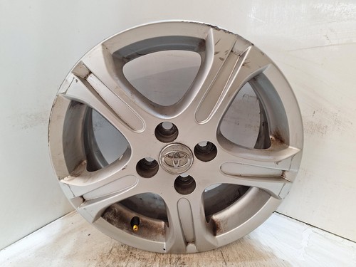 2010 toyota yaris - toyota,